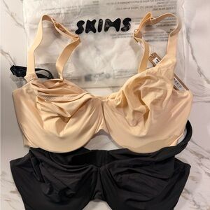 SKIMS 2 x Smoothing Intimates Full Coverage Unlined Bras BNWT